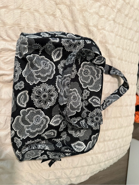 thirty-one Handbags - Thirty One Travel Bag